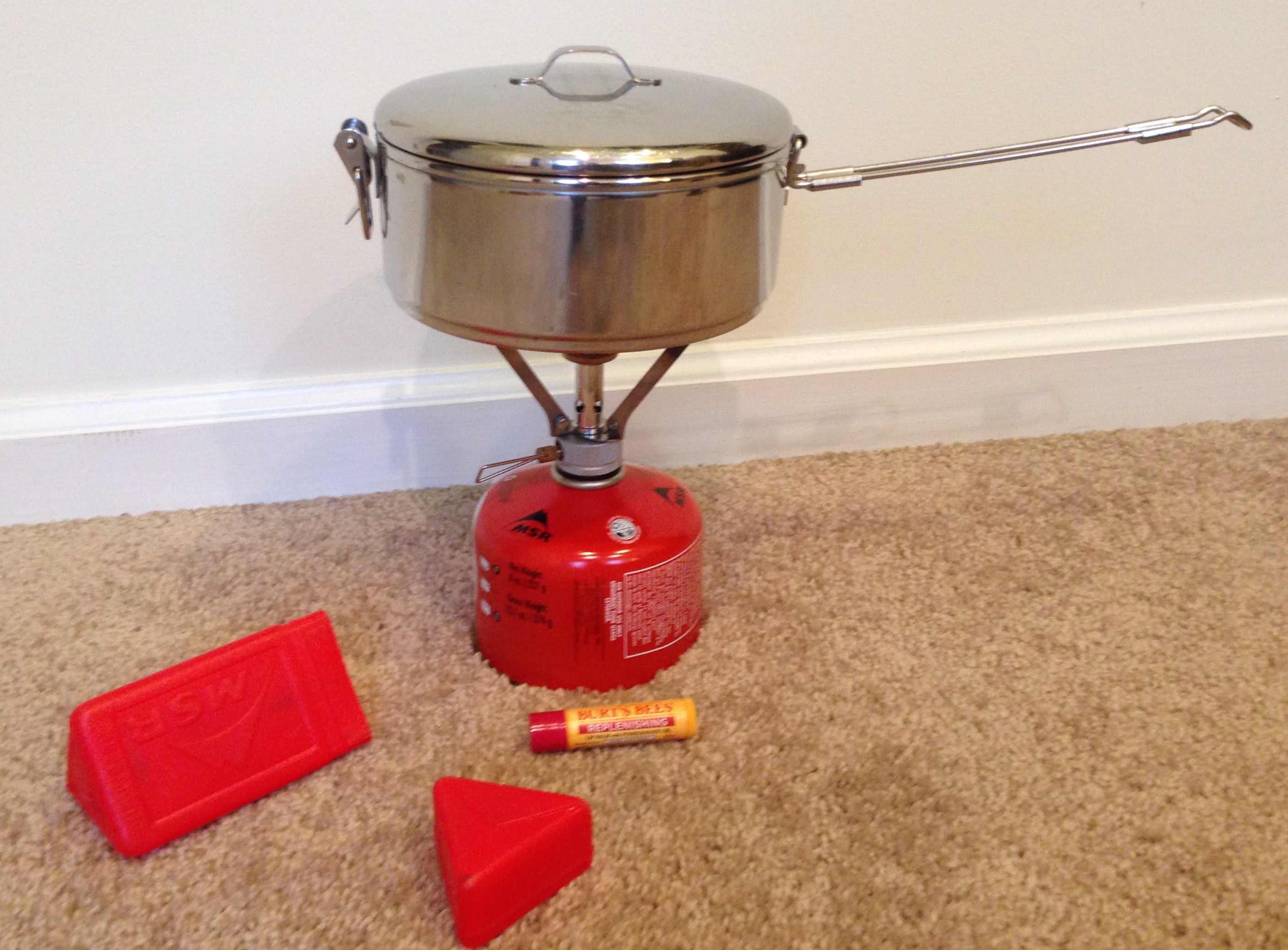 Pot/Stove/Fuel Canister ready for use